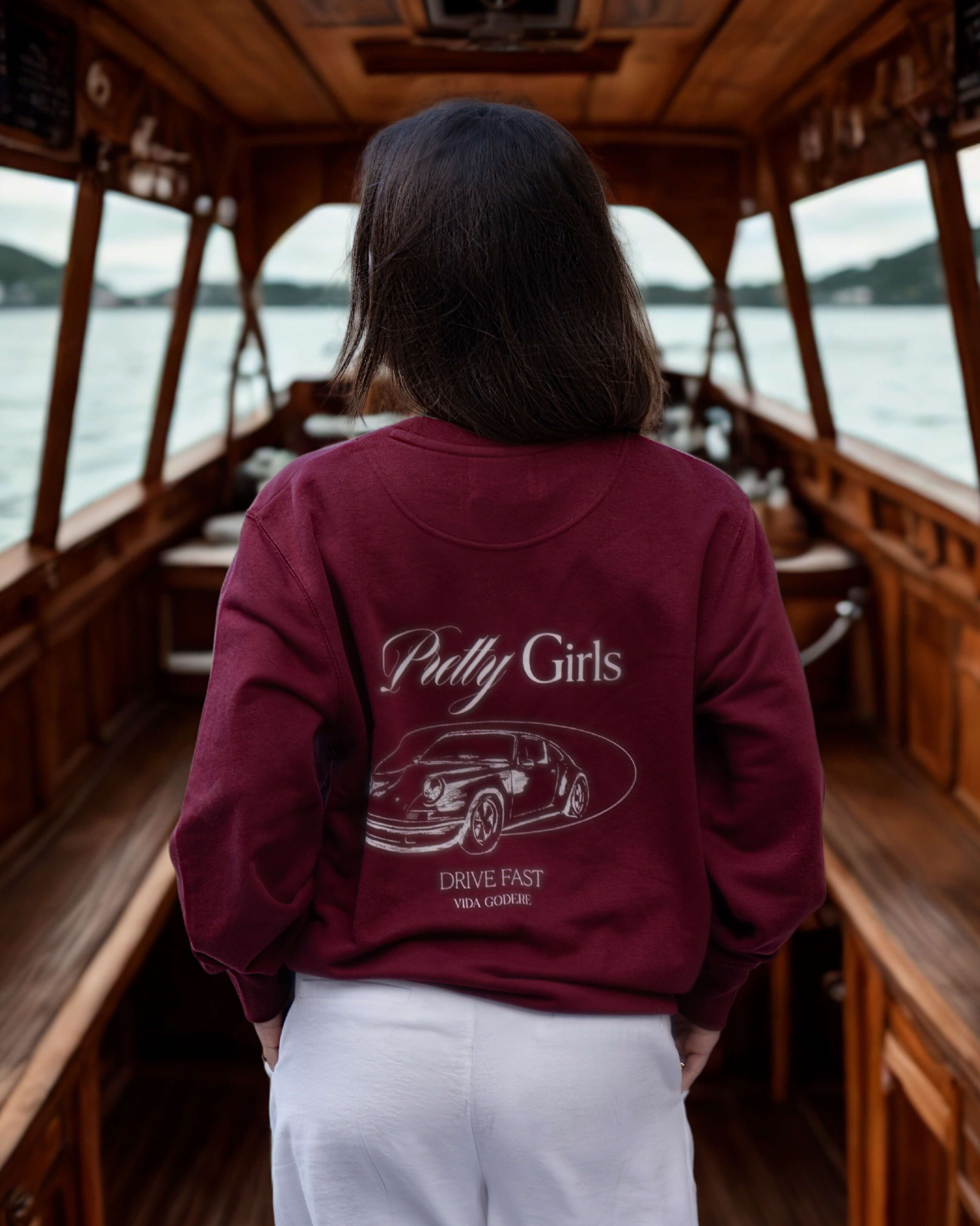 CREWNECK Pretty Girls